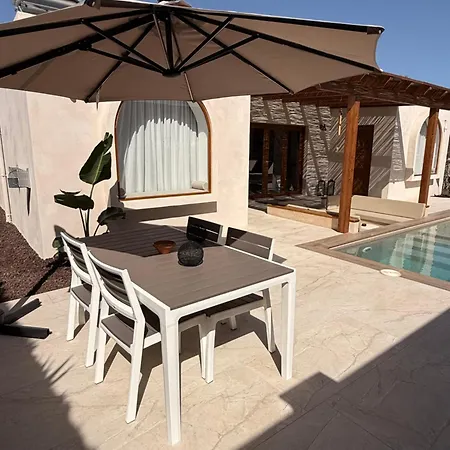 Villa Yeguna - Piscina Climatizada Tuineje