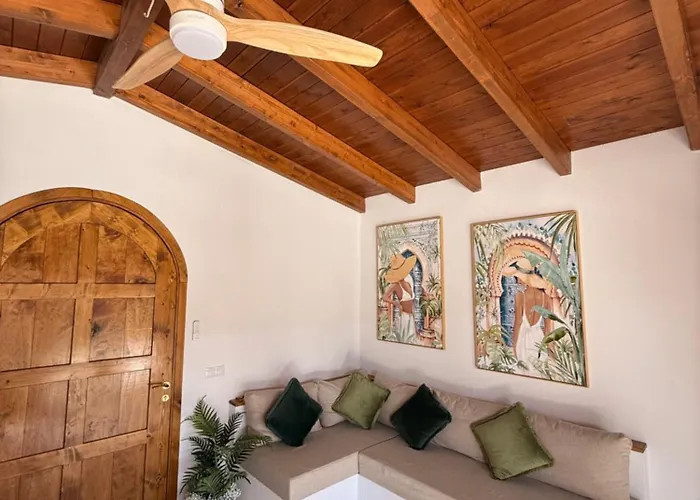 Yeguna - Piscina Climatizada