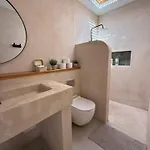 Yeguna - Piscina Climatizada Villa Tuineje