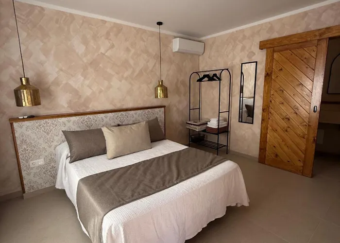 Yeguna - Piscina Climatizada *